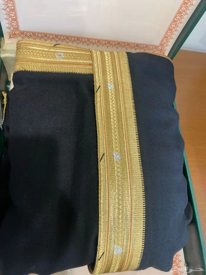 بشت نظيف جديد لون اسود 0