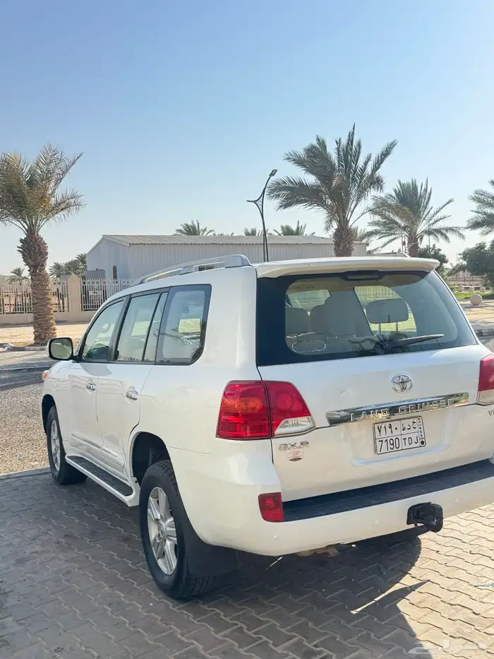 جيب لاندكروز 2014 فل كامل 6