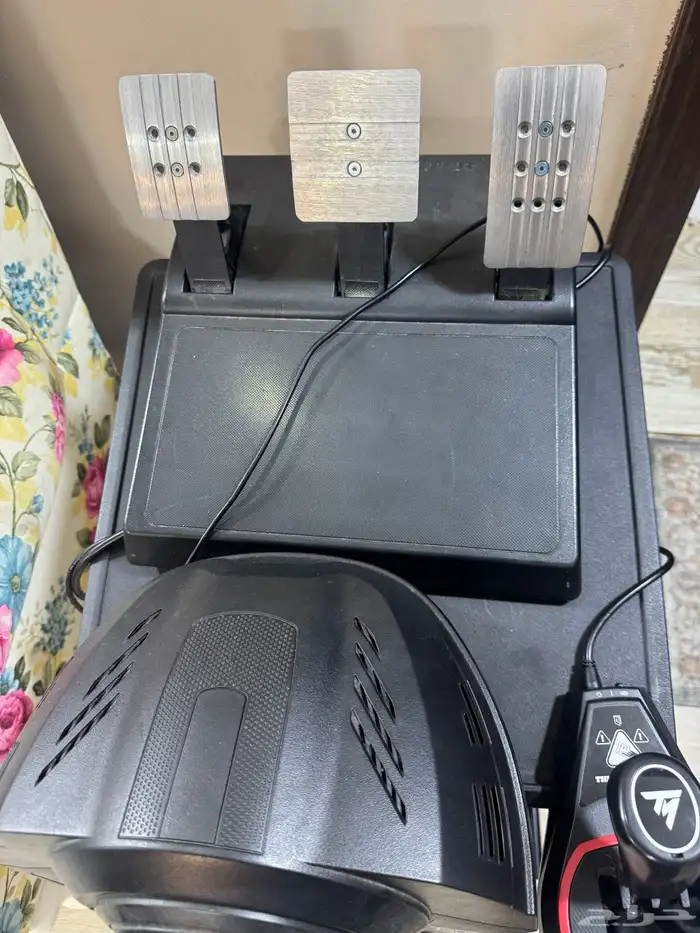 دركسون العاب للبلاستيشن والبي سي يركب بدون قاعدة عالسوم 1