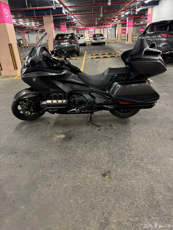 قولد وينق 2024 بلاك اديش موكا 3