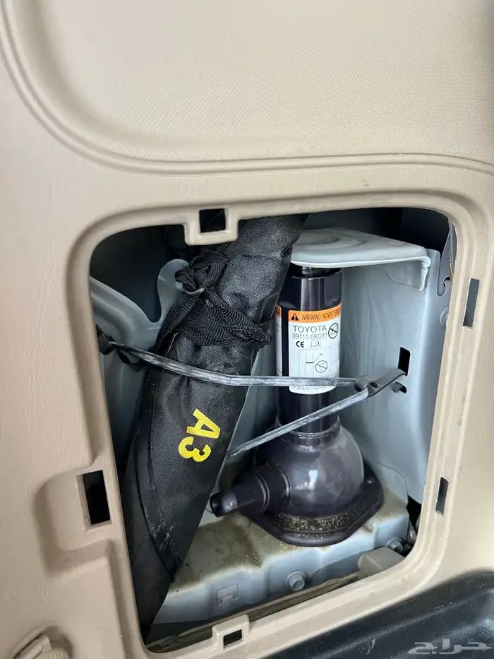 للبيع فورتشنر 2015 مخزن 4 سلندر تماتيك سعودي 25