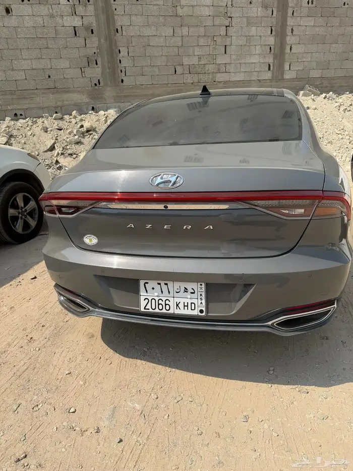 أزيرا موديل 2021 للبيع 3