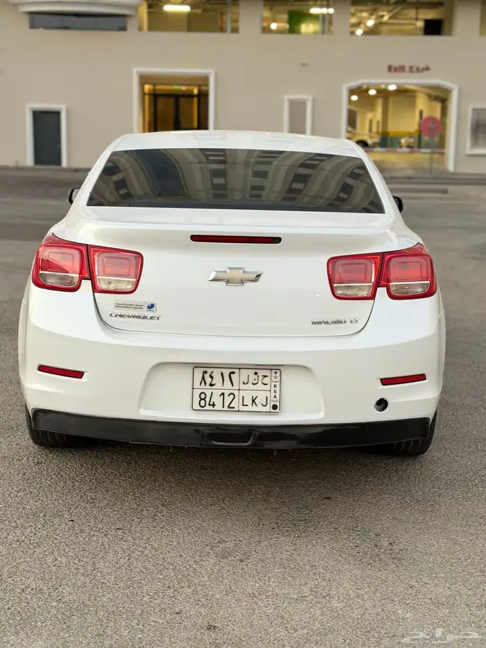 ماليبو 2015 نضيفه ممشا قليل 8