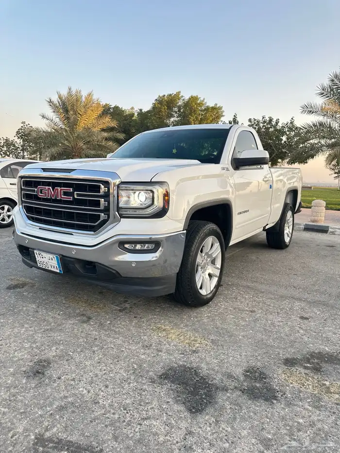 للبيع جمس سييرا 2018 غماره Z71 دبل 4X4 فل 26