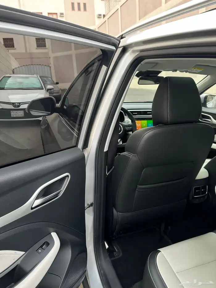 للبيع MG 2021 ZS شبه الجديد 6