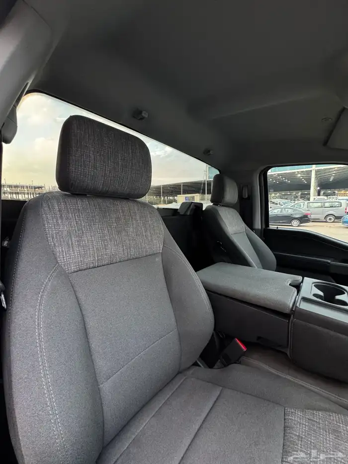 فورد F150 V8 2022 على الضمان عداد 40 الف 9