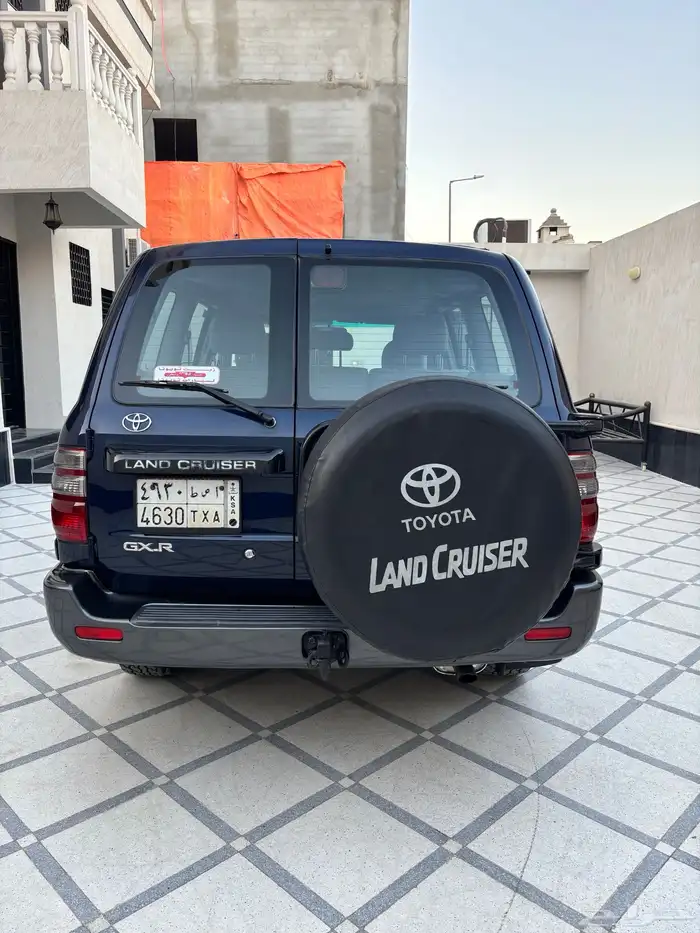 جيب لاندكروزر 2004 ديزل أساس 19