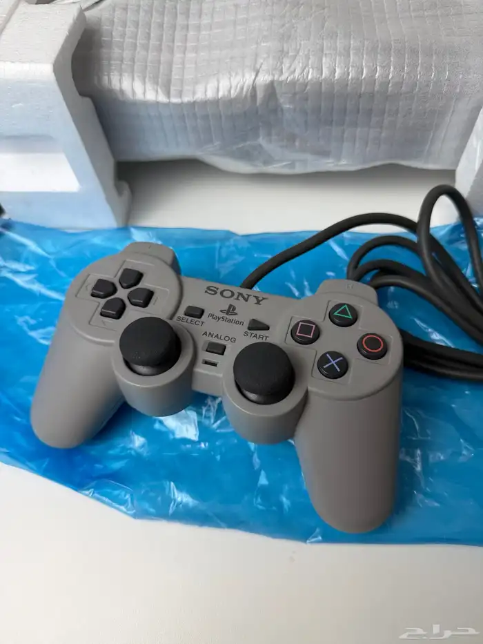 جهاز بلايستيشن 1 إصدار ياباني (SCPH-7000) 7