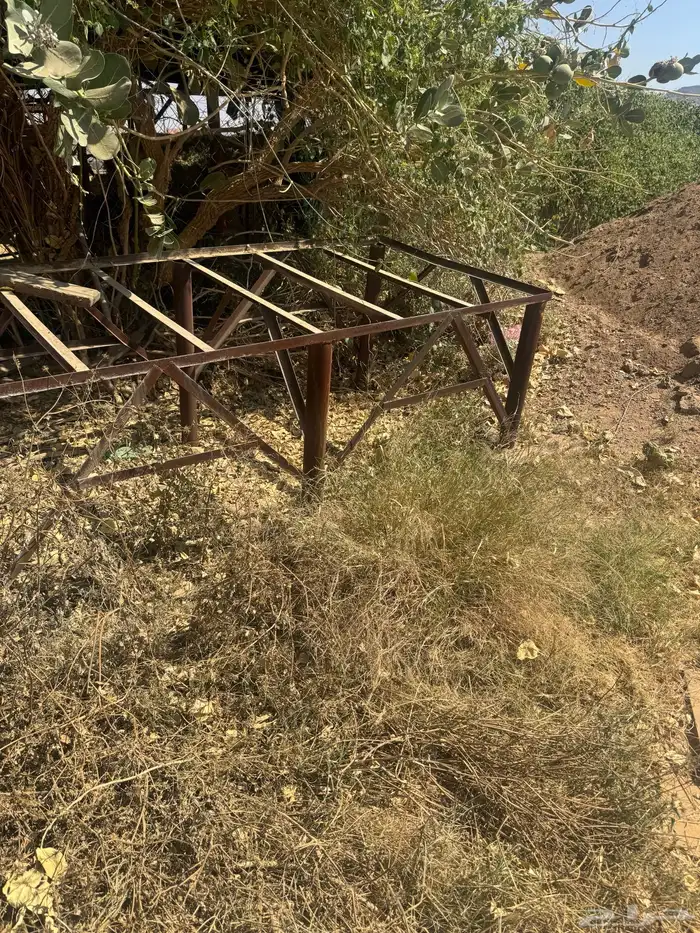 قاعدت خزان كبيره وقويه 0