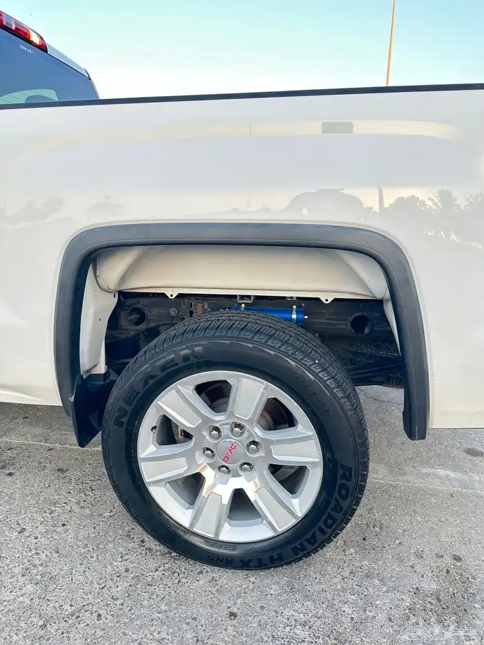 للبيع جمس سييرا 2018 غماره Z71 دبل 4X4 فل 42