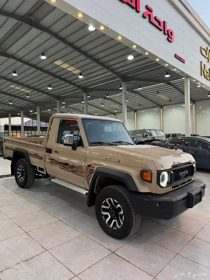 شاص رفرف بنزين اتوماتيك فل كامل 2025 سعودي شبه جديد 2