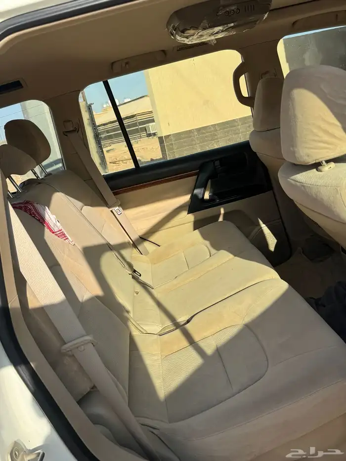 جيب لاندكروز 2014 فل كامل 16