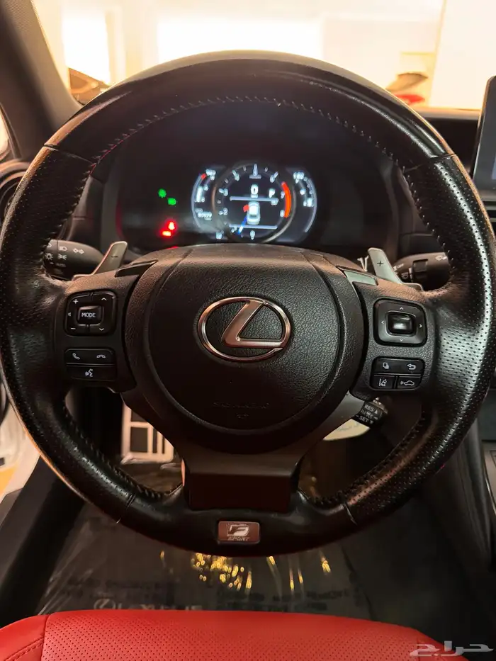 لكزس IS 350 f sport 2023 21