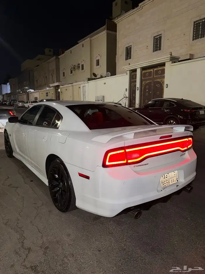 دودج تشارجر R T 2013 0