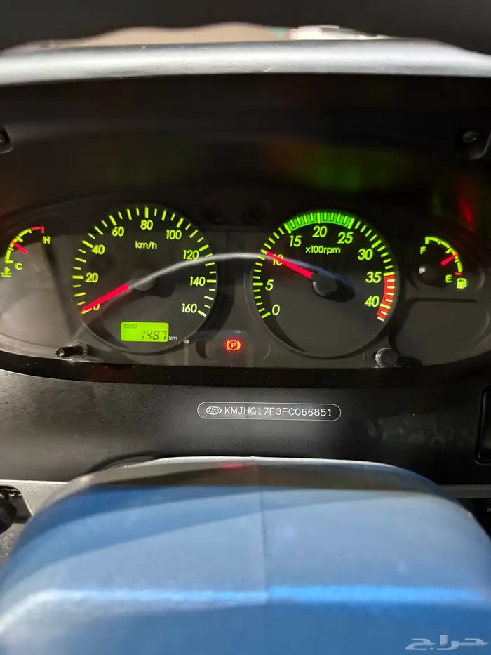 للبيع باص هونداي كونتي موديل 2015 ديزل ( شبه أصفار) 10