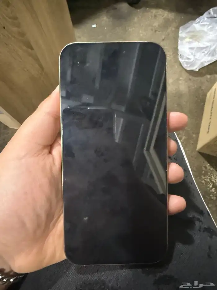 ايفون 16 برو مكس للبيع 4