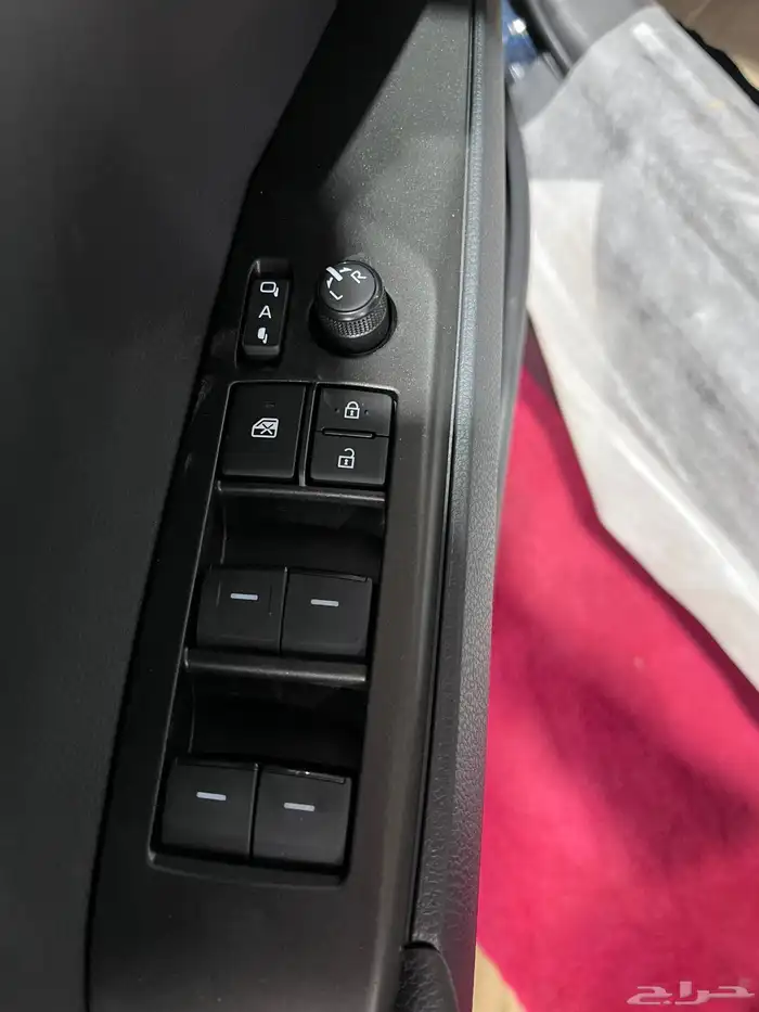 تويوتا   كامري E استاندر بنزين 2025 جديد سعودي 118.450 شامل 8