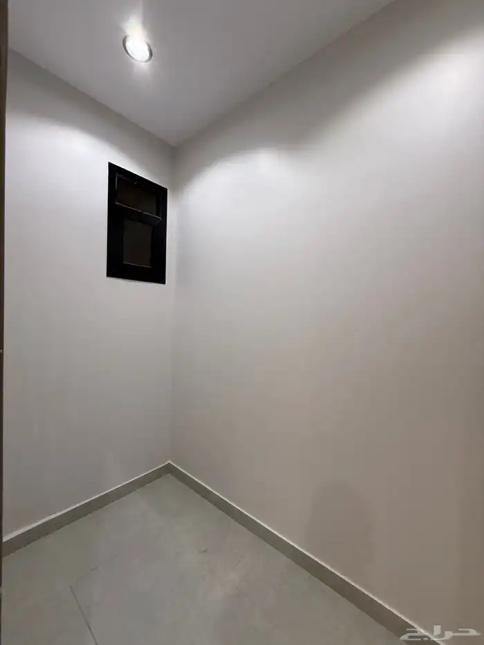 للبيع شقق ارضيه وارواف علويه بأسعار صيدة بموقع مميز بالخميس 29