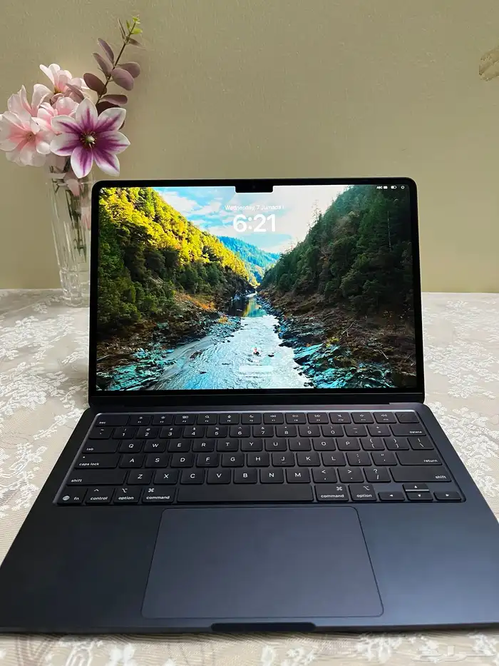 ماك بوك اير 13.3 انش ذاكرة 512 معالج M4 0