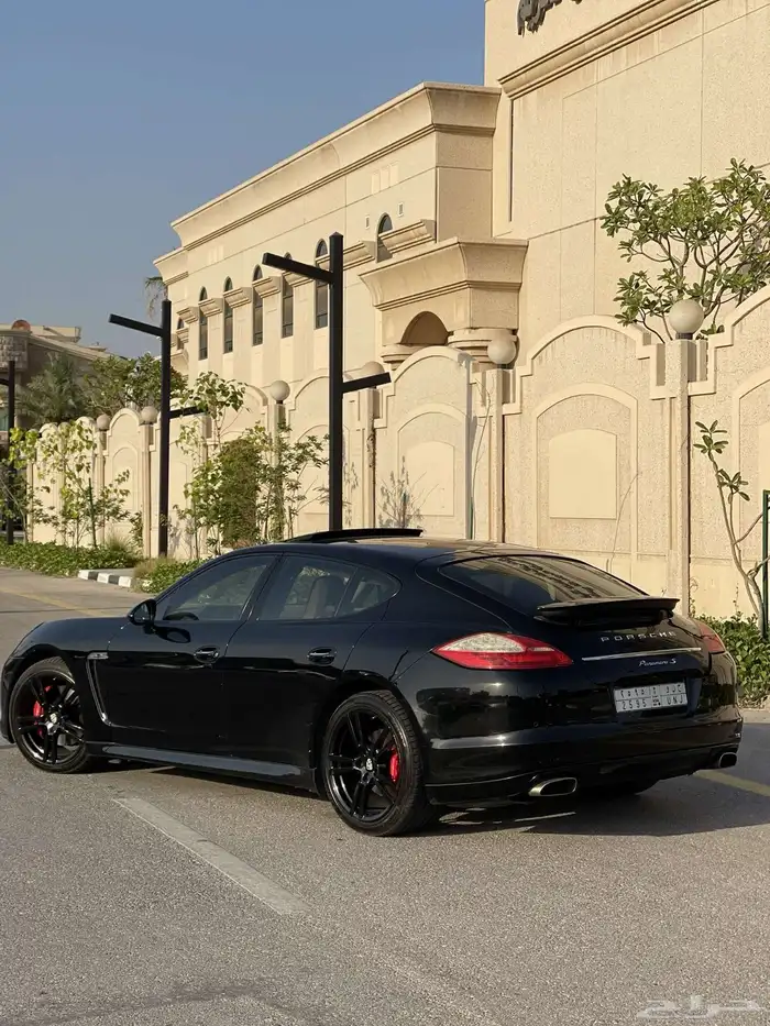 بورش باناميرا 2012 2