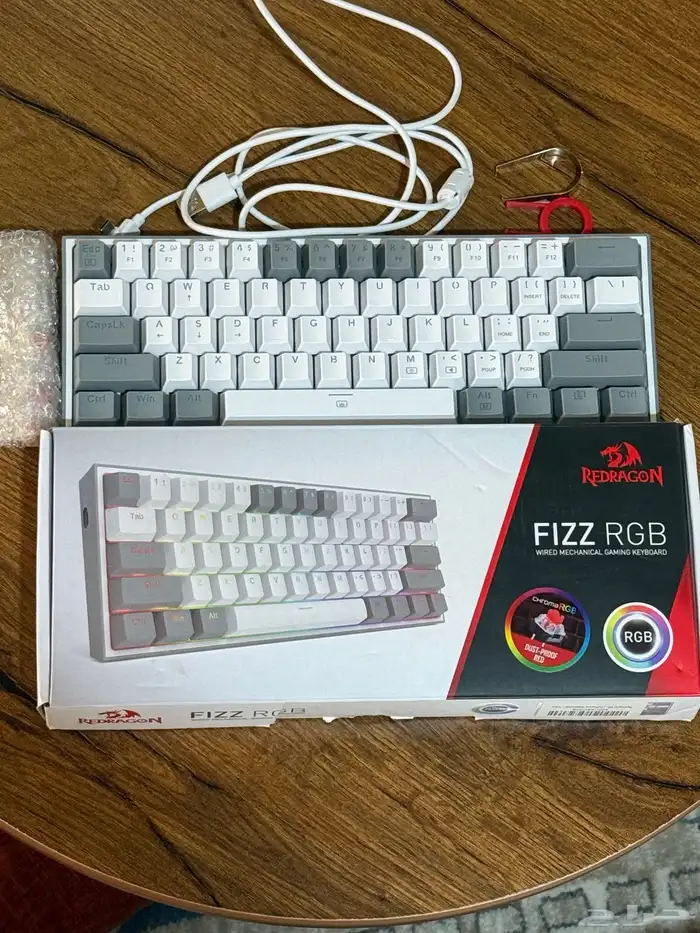 كيبورد سوتش احمر مافيه اي خراب جديد قليل استخدام 0