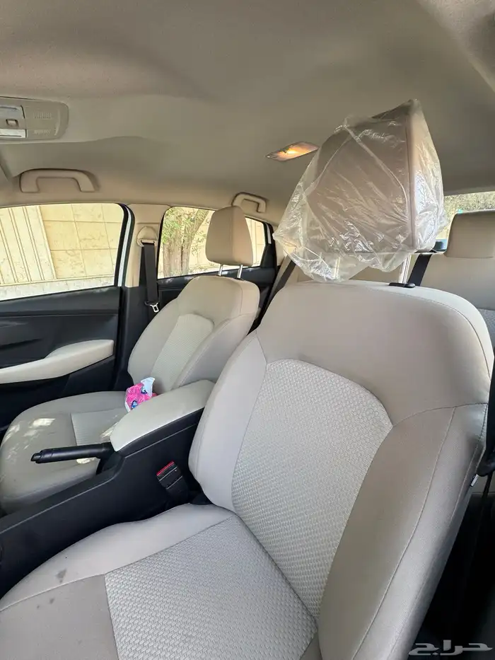 سياره تويوتا يارس مديل 2024 7