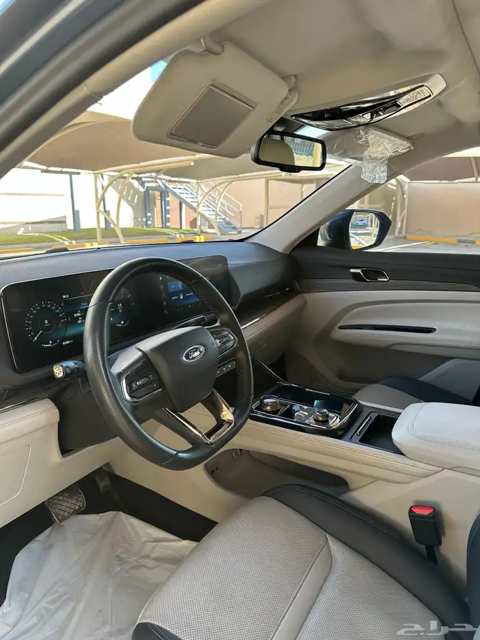 فورد توريتوري 2023 اللون ازرق 8