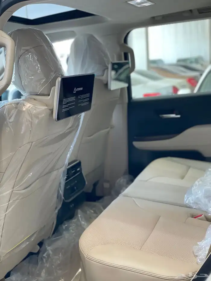 تويوتا جي اكس ار 4. 2025 8