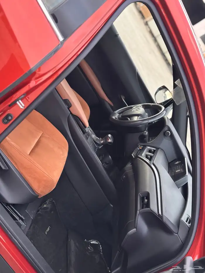 لكزس UX20 2019 مخزن بدي وكاله عداد 25 الف km 15