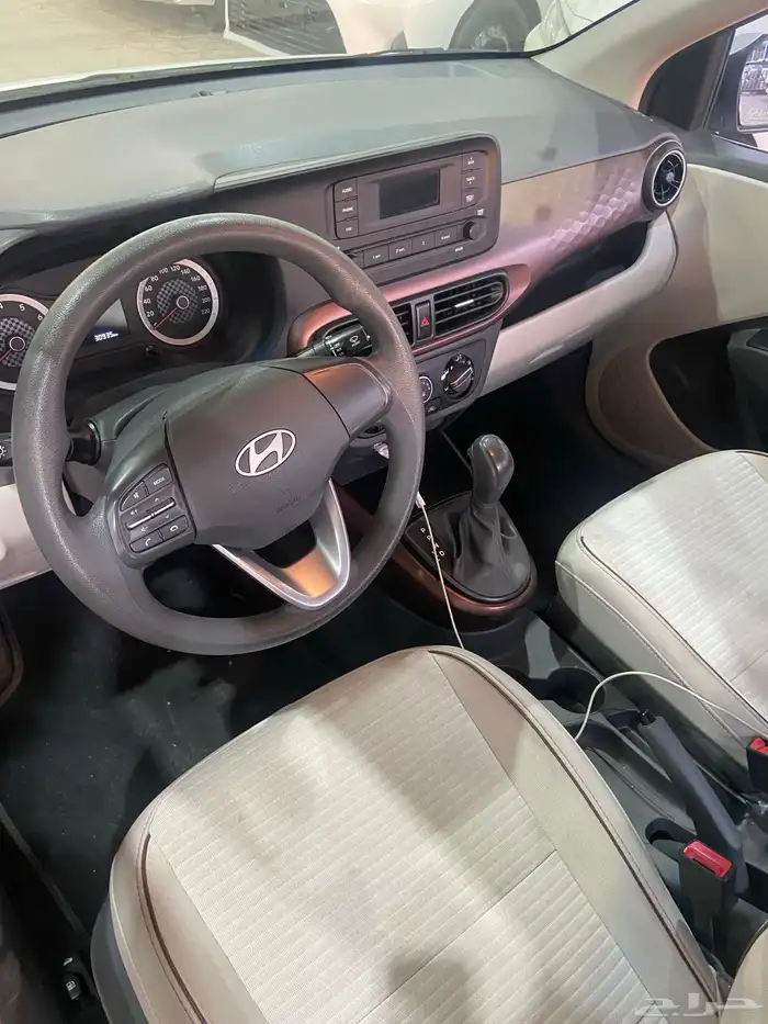 هونداي اي 10 فل كامل موديل 2024 ماشي 30 الف كلم 3