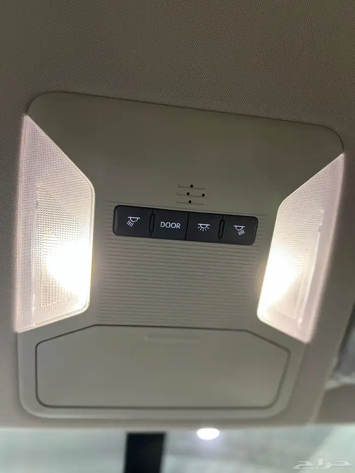 تويوتا   راف فور دفع امامي بنزين 2025جديد سعودي 98.900 شامل 17