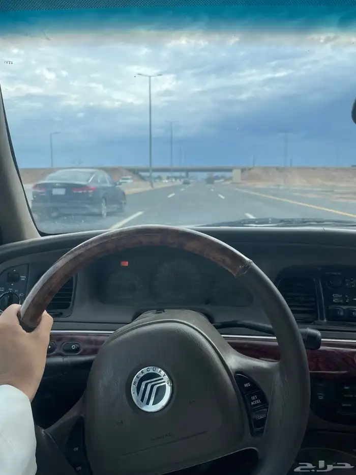 فورد ماركيز 2001 7