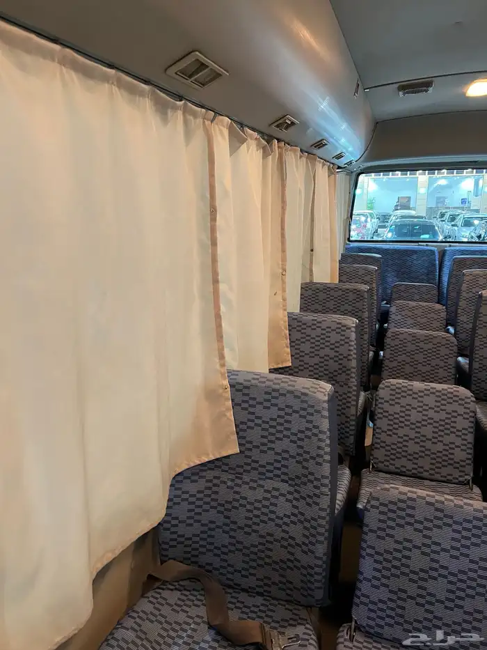 للبيع باص ميتسوبيشي روزا موديل 2014 ديزل 30 راكب 22