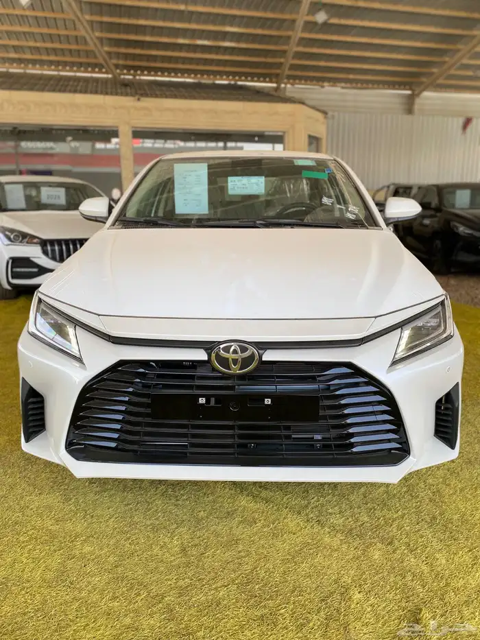 تويوتا يارس 2026 نص فل حساسات أمامية وخلفية مثبت سرعة 1