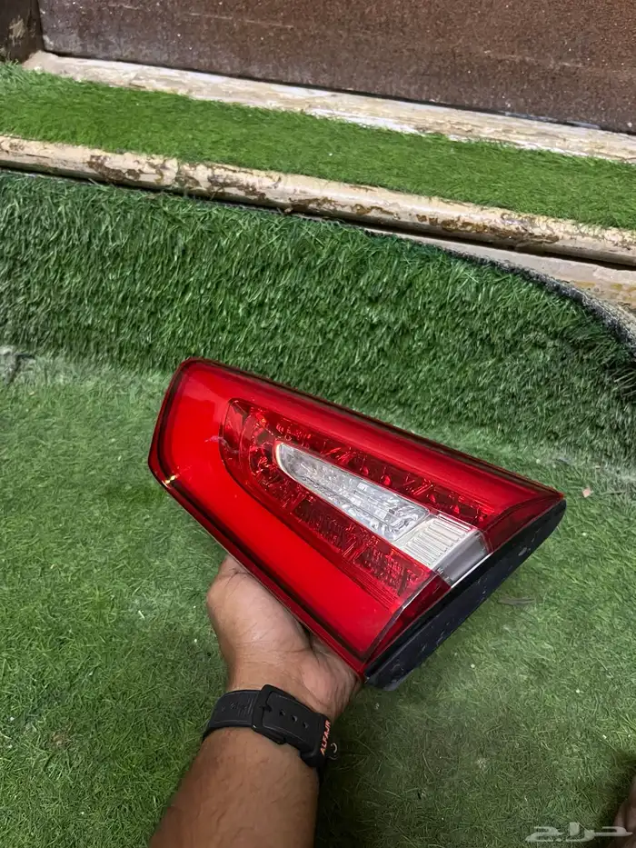 اسطب شنطة يمين كدينزا 2015-2016 اصلي 1