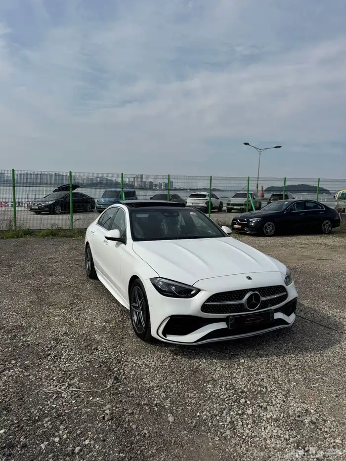 مرسيدس C200 موديل 2025(اصفار) 0