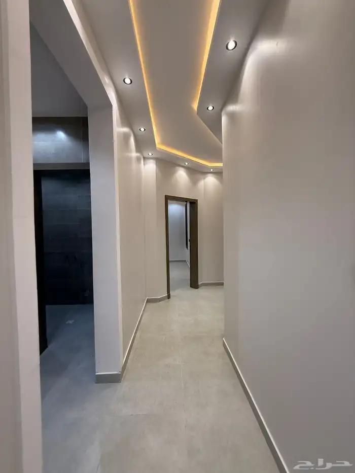 للبيع شقق ارضيه وارواف علويه بأسعار صيدة بموقع مميز بالخميس 39