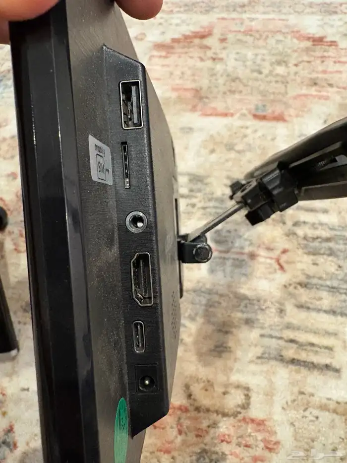 للبيع شاشة سيارات خلفية 2