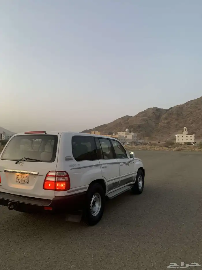 لاندكروزر 4