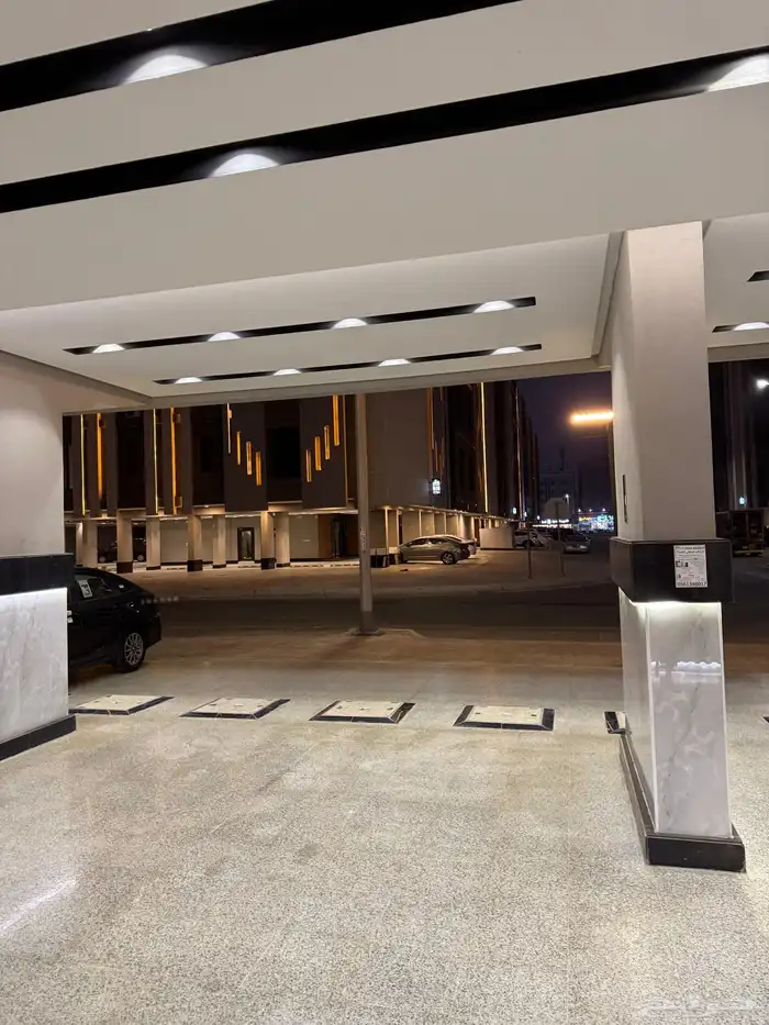 شقة روف 6 غرف بحي المروة للايجار 22