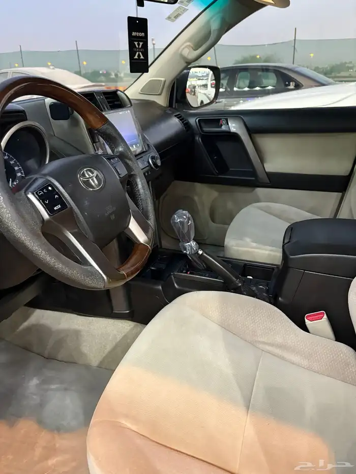 تويوتا برادو 2013للبيع6سلندر 10