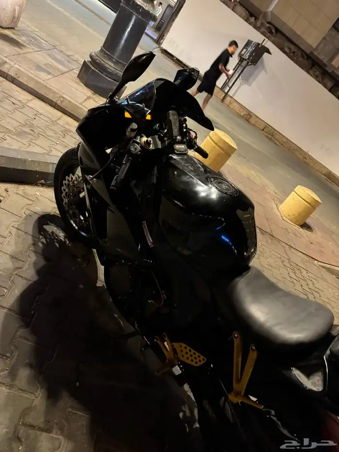 دباب هوندا CBR 1000 للبيع 16