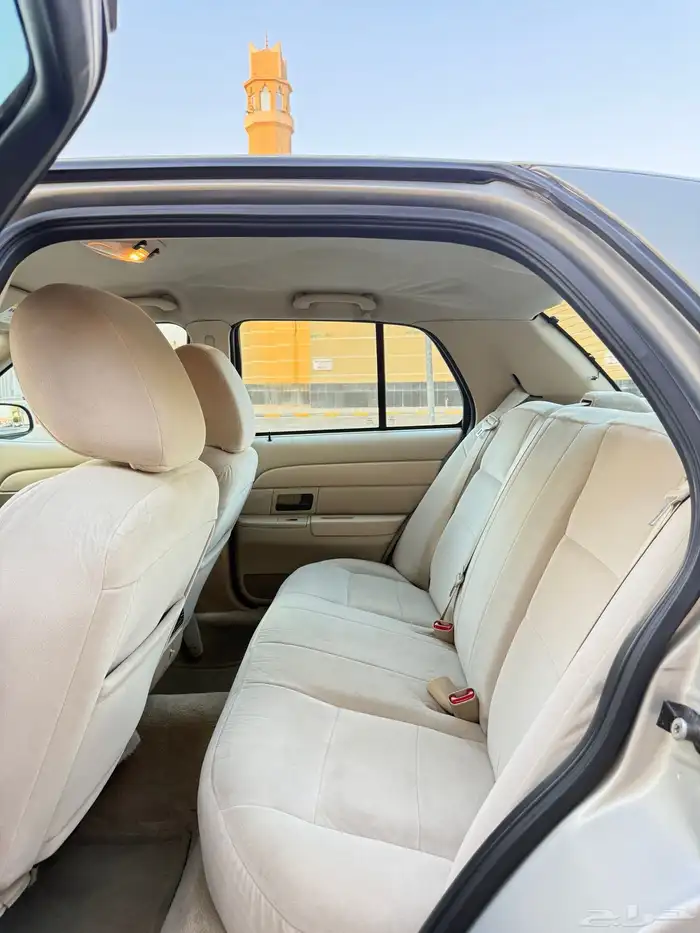 فورد كراون فكتوريا - 2012 سعودي ( استخدام شخصي ) 47