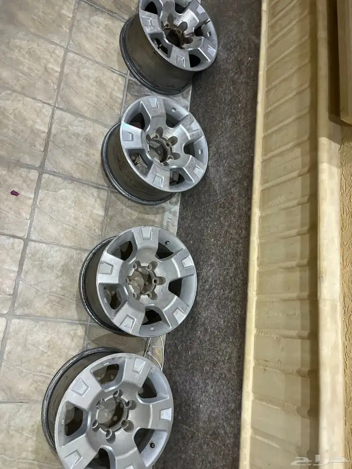 للبيع اربع جنوط فتك صينيه مقاس 17 1