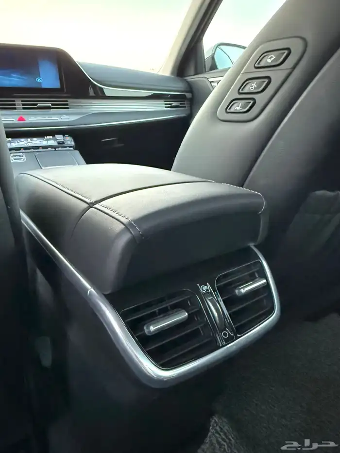 ازيرا 2022 - 6سلندر اعلا مواصفات بدون بنورما وكاله للبيع 15