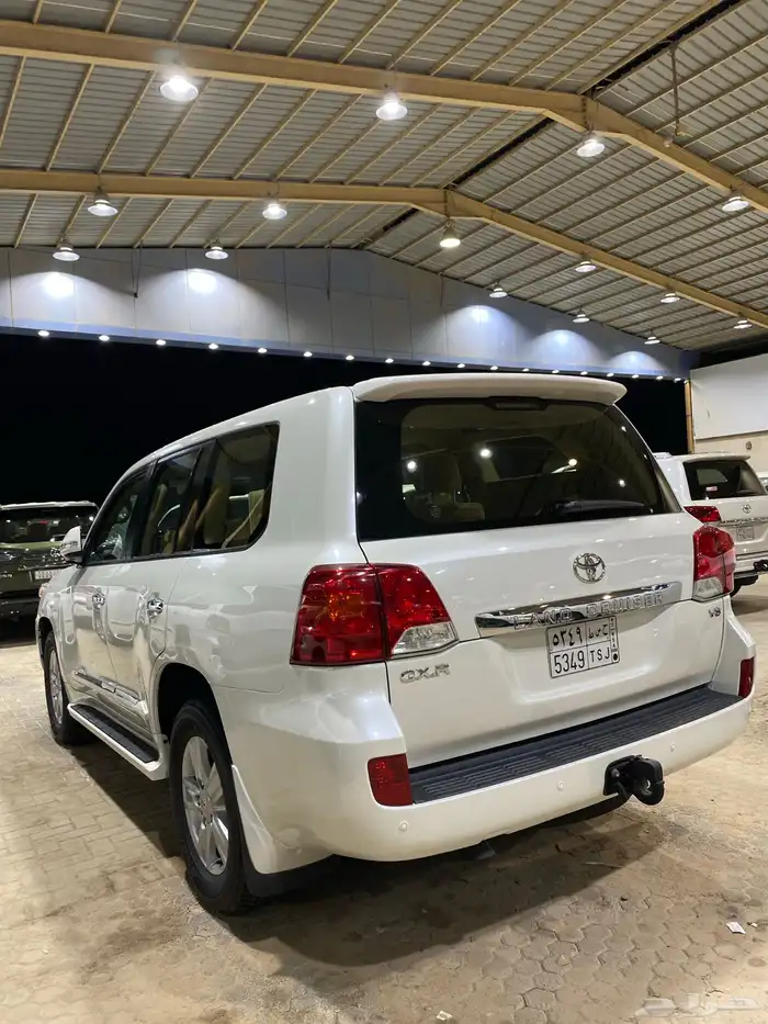 للبيع جيب جي اكس ار 2014 فل كامل عبداللطيف عداد 86 الف 7