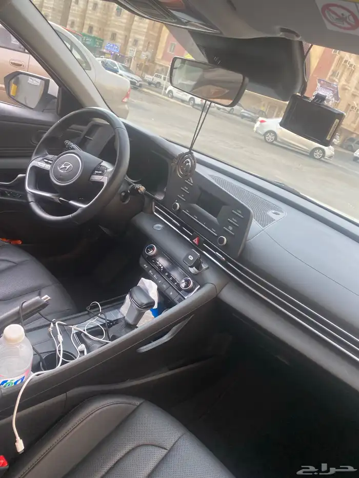 النترا أفانتي 8