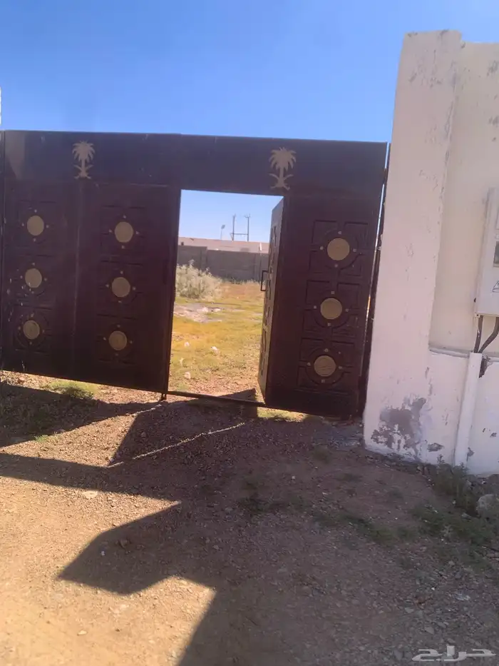 كامري ستراحه الايجار الحرزات 1