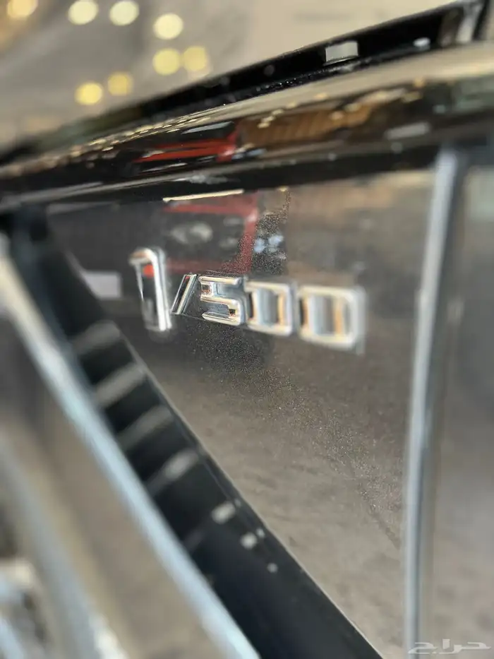 اوستن مارتن دي بي اكس1 500- ASTON MARTIN DBX 2021 8