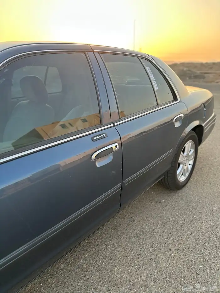 فكتوريا كحلي فل كامل نظيف 12